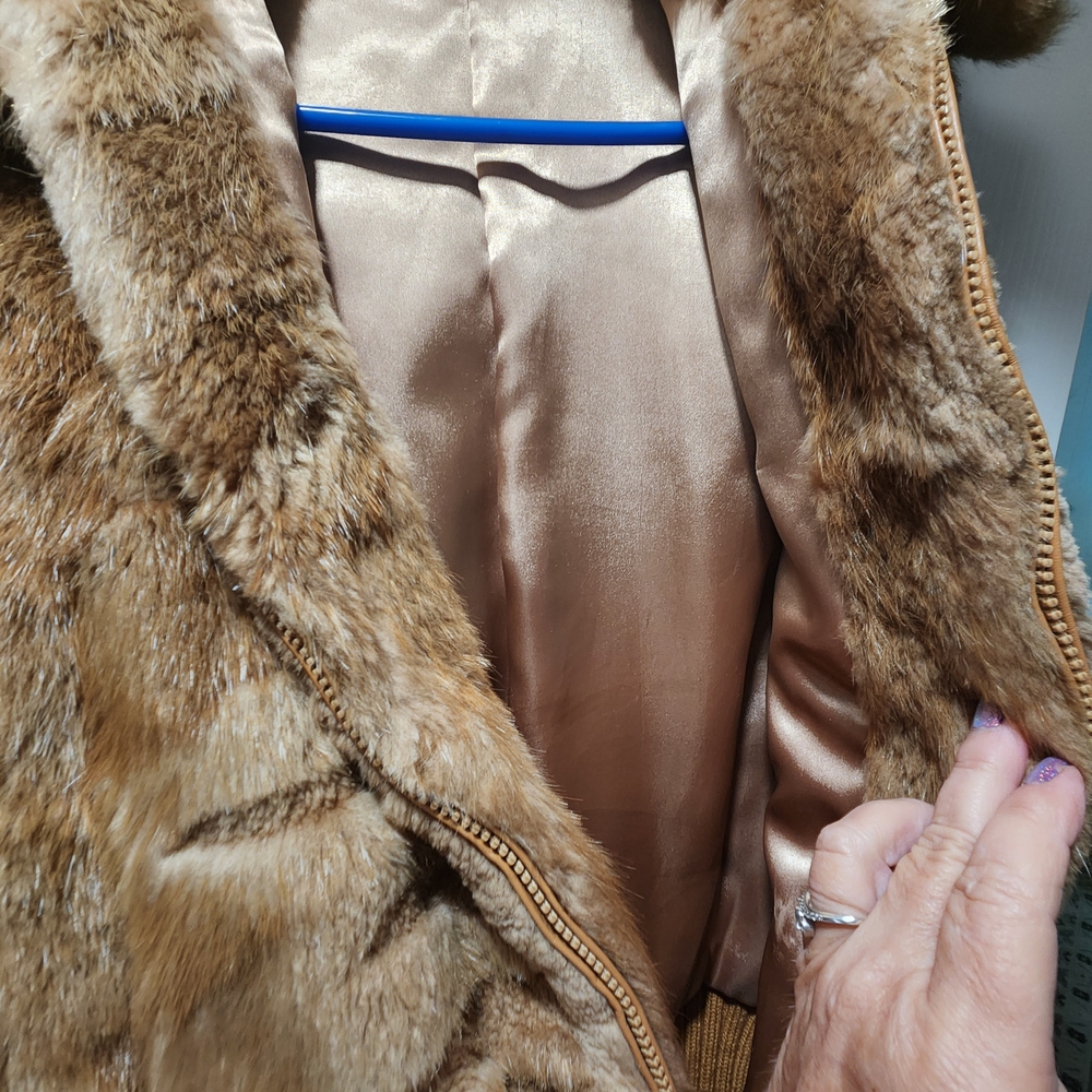 Luxurious Faux Fur Teddy Jacket in Tan